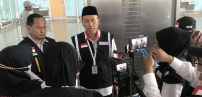 Penjelasan Kepala Daker Bandara Haryanto terkait meninggal nya Jamaah yang meninggal dari kloter 1 Jakarta. (Ist)