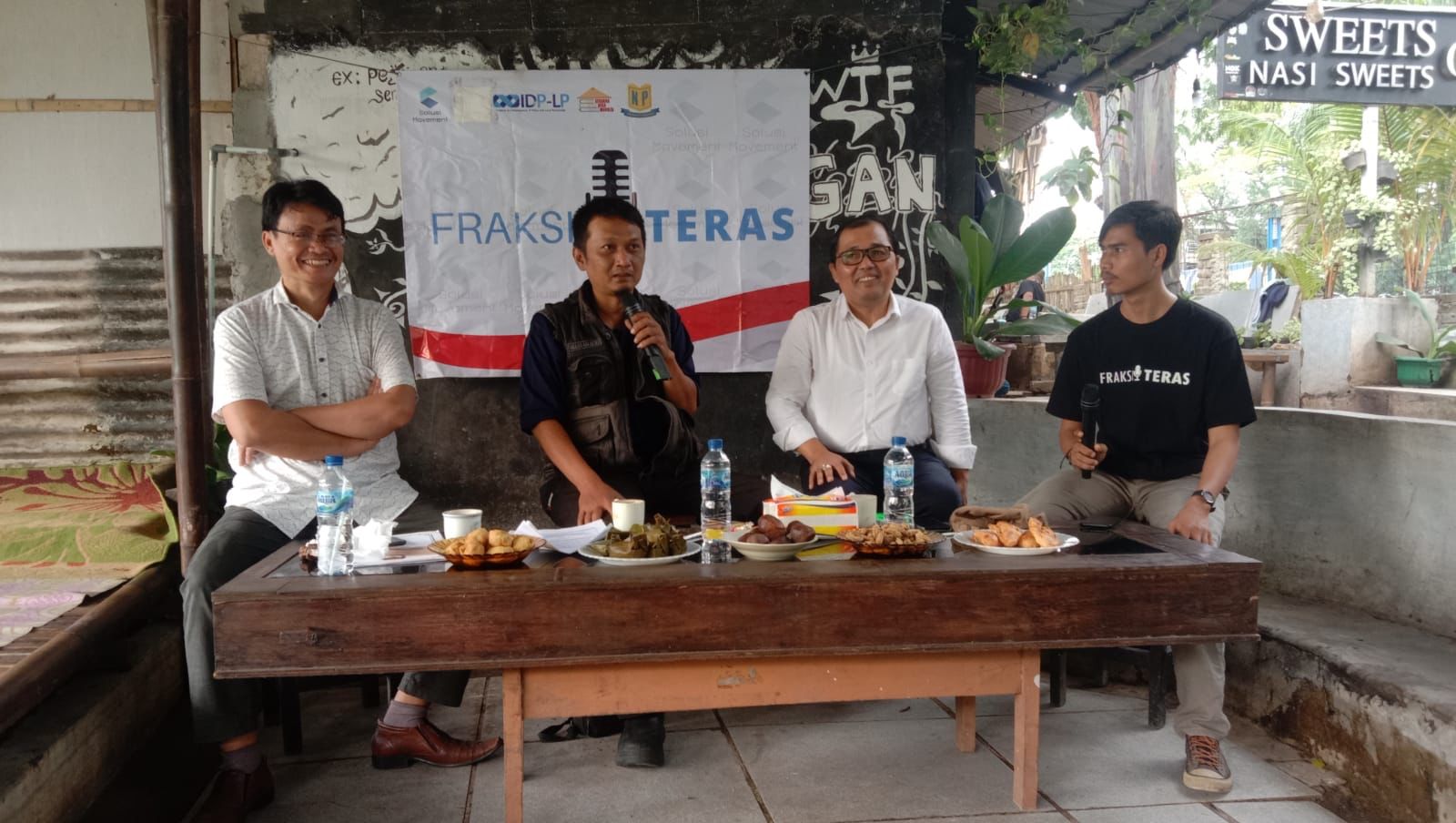 Penyelenggara Pemilu KPU, Bawaslu Kota Tangerang dan Pengamat Politik di Diskusi Fraksi Teras, Selasa, (21/6/2022).  (ist)