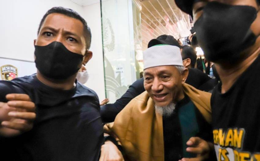 Pesantren Khilafatul Muslimin Tak Terdaftar Di Kemenag Pimpinan Khilafatul Muslimin ditangkap di Lampung. (Ist)
