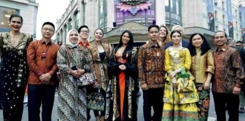 Wali Kota Solo, Gibran Rakabuming Raka mulai go international, menggelar pameran di Paris, Prancis. (Ist)