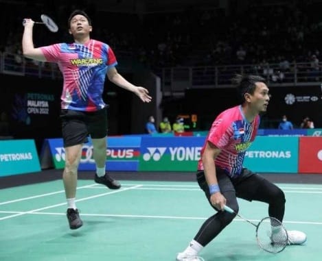 Pasangan ganda Indonesia M Ahsan/Hendra Setiawan melaju ke 16 besar Malaysia Open 2022. Foto : Istimewa