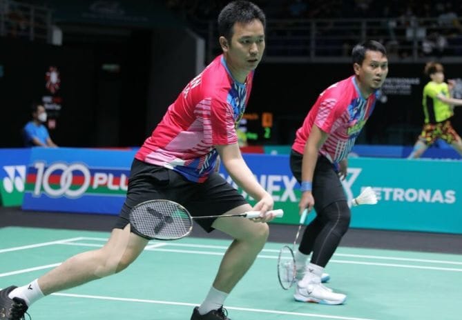 The Daddies melangkah ke perempat final Malaysia Master 2022 setelah mengalahkan ganda China 21-14, 18-21 dan 21-15. Foto : Istimewa