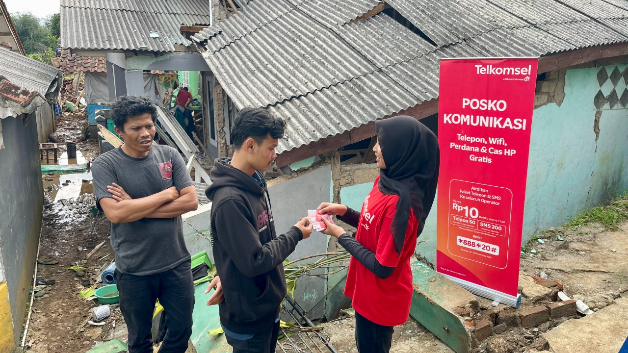 Telkomsel menghadirkan paket khusus untuk warga terdampak bencana gempa di Cianjur untuk mempermudah komunikasi.(Istimewa)