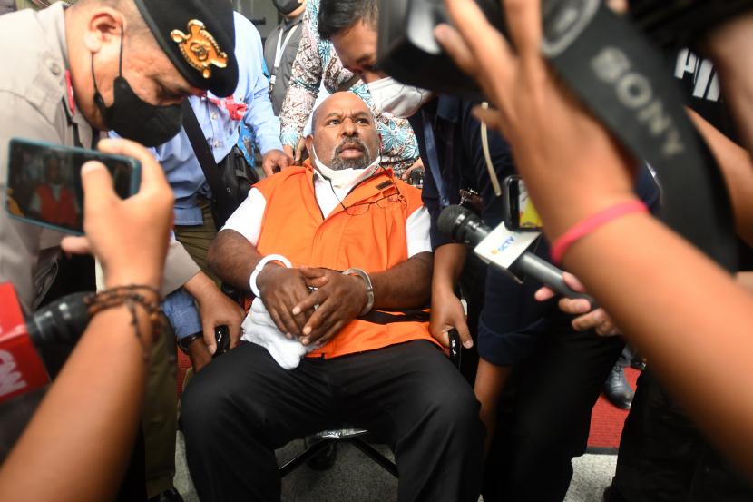 Bisa Mandi Sendiri Di Rutan, KPK Pastikan Lukas Enembe Sehat Lukas Enembe. (Ist)