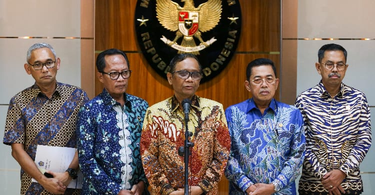 Jokowi Dan Mahfud Mau Golkan UU Perampasan Aset (Foto : Istimewa)