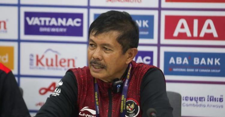 Pelatih Garuda Muda Indra Safri.  Foto : Ist