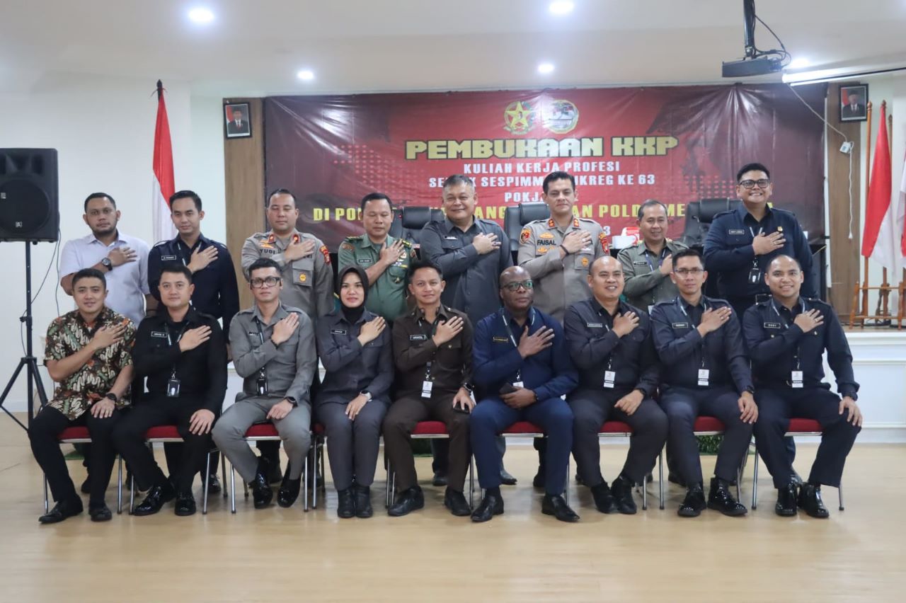 Sebanyak 11 Serdik Sespimmen Polri Dikreg 63 Timbah Ilmu di Polres Tangsel, Kamis (22/6). Para Serdik tersebut langsung diterima Kapolres Tangsel AKBP Faisal Febrianto.(dra)