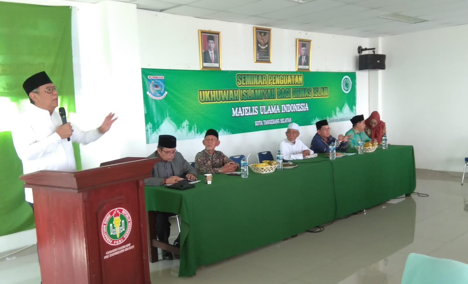 Wali Kota Tangsel, Benyamin Davnie menghadiri seminar yang digelar MUI Kota Tangsel.(dra)