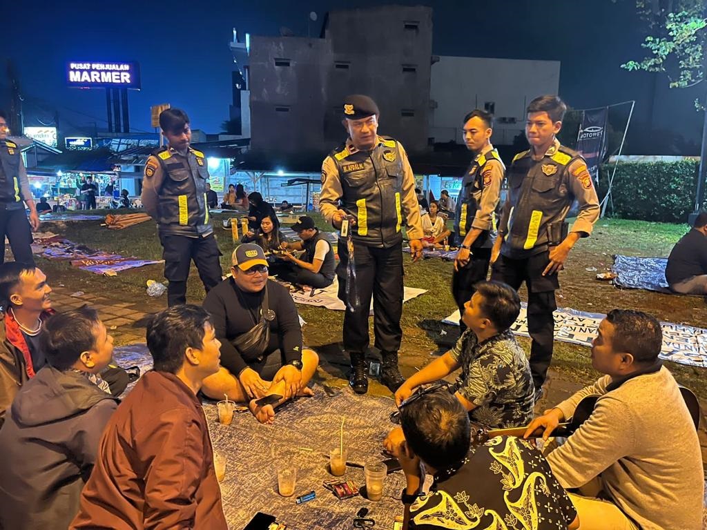 Tim Polres Tangsel menggelar razia rutin pada malam hari, guna menghindari kejahatan malam seperti tawuran, begal, dan balap liar.(dra)