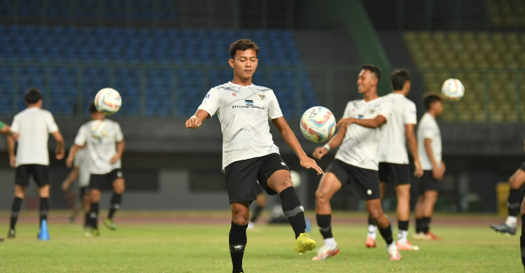 Skuad PSSI U-17 saat menjalani latihan. Foto : Ist