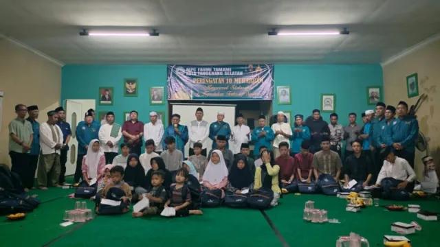 Peringatan 10 Muharram Majelis Pimpinan Cabang (MPC) Forum Silaturahmi Ta’mir Masjid dan Mushola Indonesia (Fahmi Tamami) Kota Tangsel, menyantuni anak yatim.(dra)