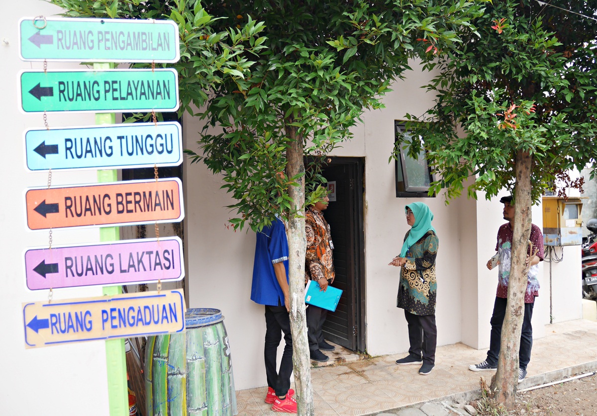 Ombudsman Banten, saat melakukan penilaian pelayanan publik di Disdukcapil Pandeglang Kamis (3/8/2023). Penilaian tersebut mengacu pada UU Nomor: 25 Tahun 2009 tentang Pelayanan Publik.(Ari Supriadi/Tangsel Pos)