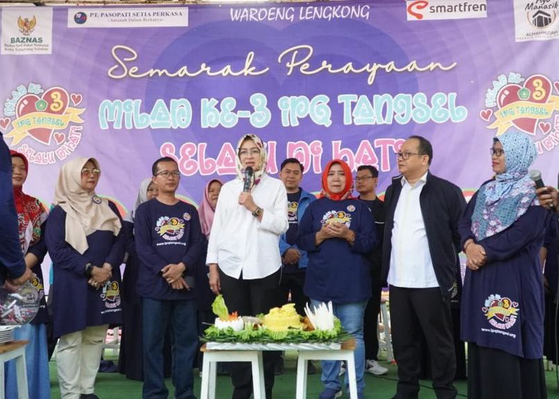 Airin Rachmi Diany saat menghadiri milad ke 3 IPG Tangsel. Foto : Ist