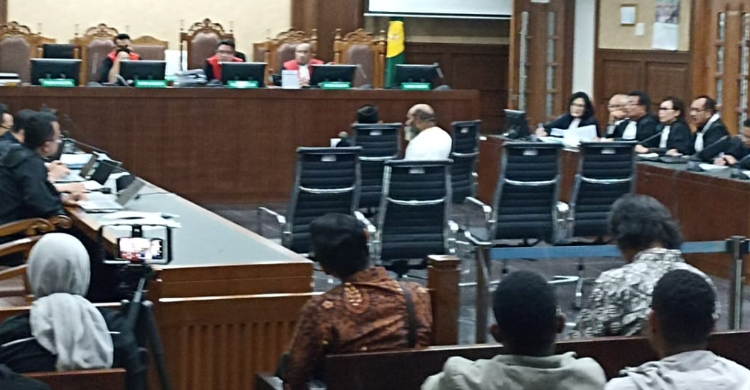 Suasana sidang Lukas Enembe. Foto : Ist