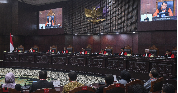 Suasana sidabg di MK. Foto : Ist