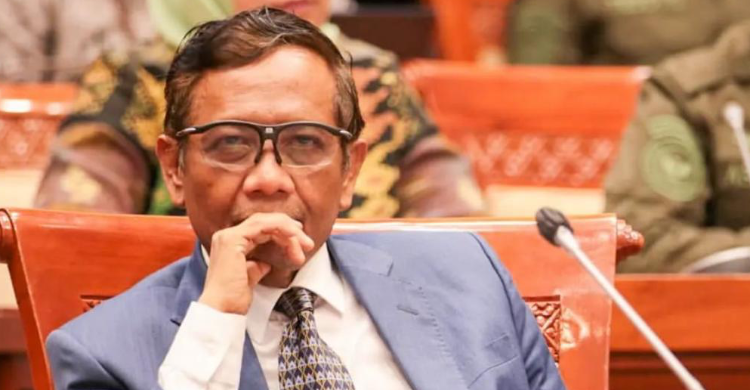 Reshuffle Kabinet, Hilalnya Tak Nampak Di Mata Mahfud Menko Polhukam Mahfud MD. Foto : Ist