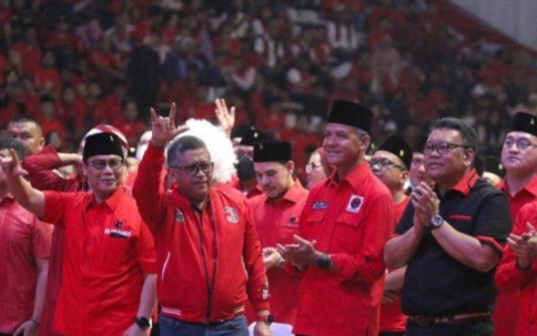 Hasto Yakin Figur Rano Karno, Jadi Penentu Kemenangan Ganjar-Mahfud Di ...