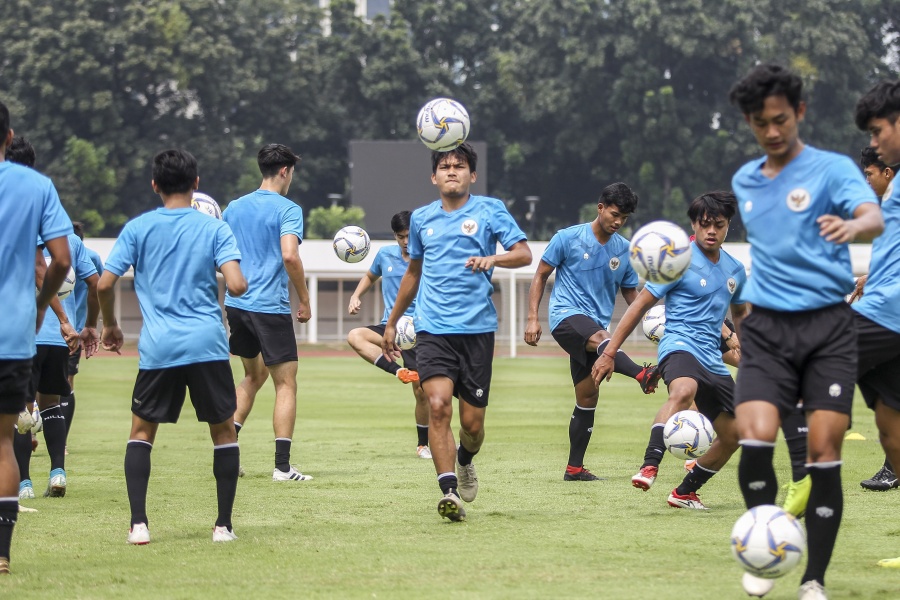 Timnas PSSI U-19 saat jalani sesi latihan. Foto : Ist