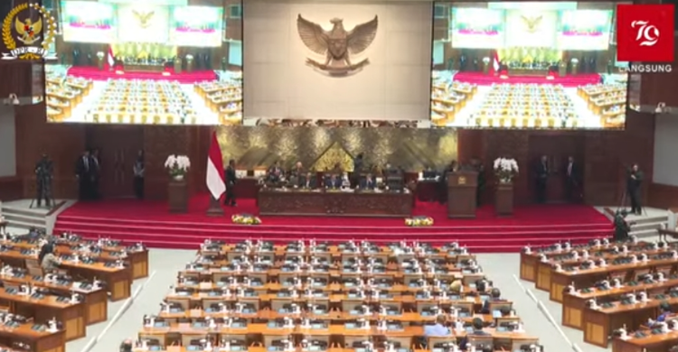 Suasana rapat di DPR pada kamis 22 Agustus 2024. Foto : Ist