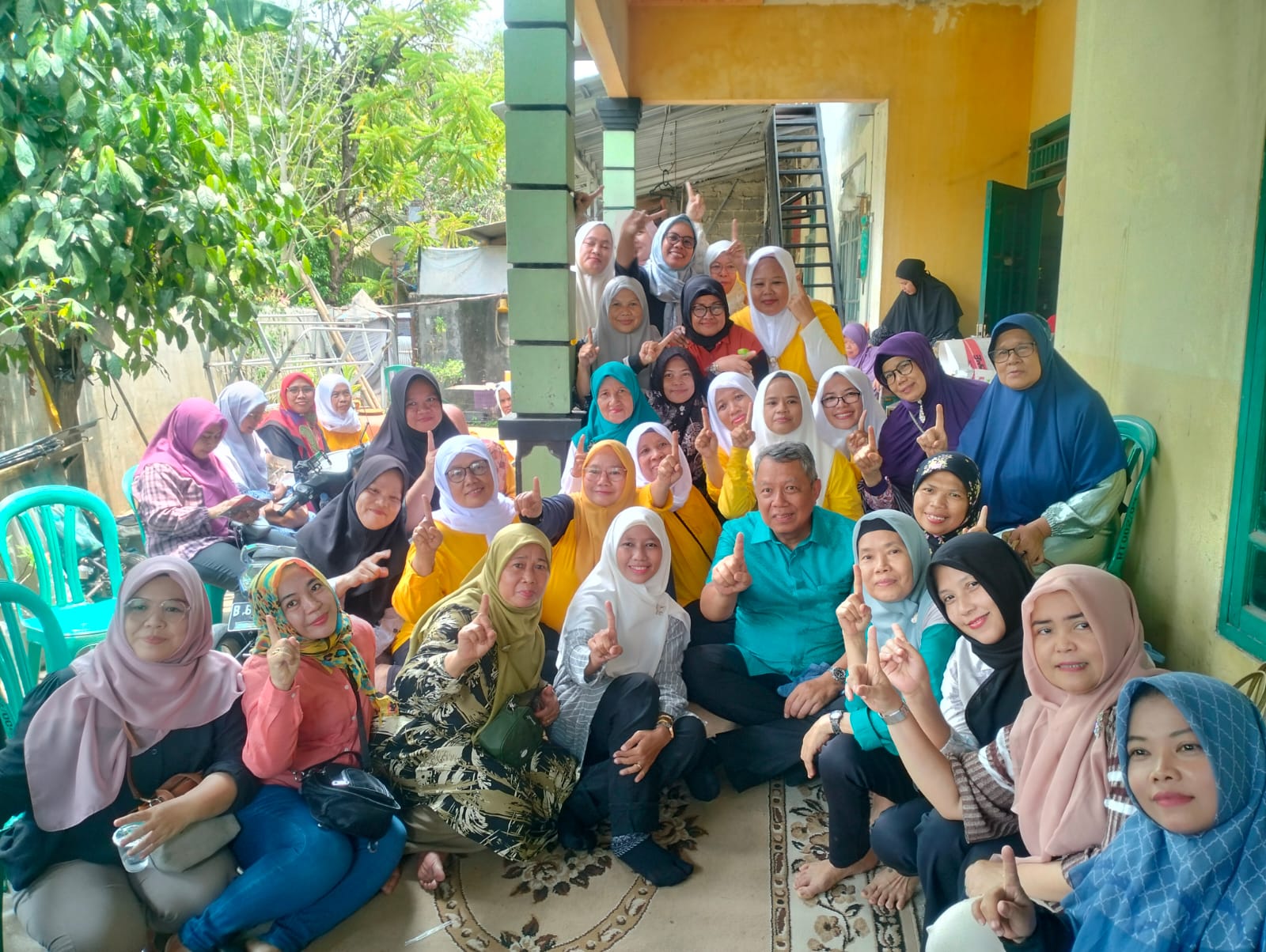 Benyamin Davnie memulai rangkaian kampanye pada hari pertamanya ini di wilayah Pondok Aren, Rabu (25/9/2024). (tangselpos.id/rmn)