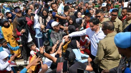 Wapres Gibran di Pasar Gotong Royong, Kota Magelang. Foto : Ist