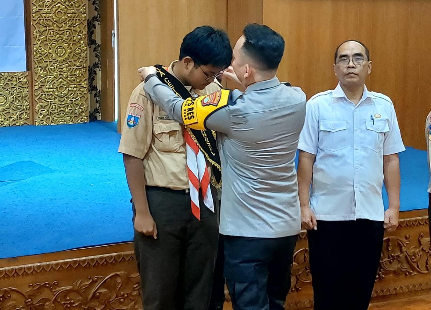 Penyematan Duta Anti Tawuran kepada pelajar di Tangsel, Rabu (23/10). Foto : Ist