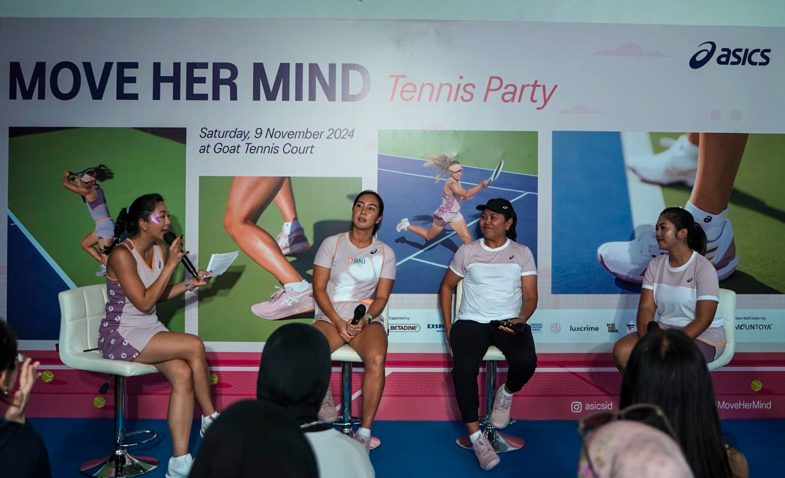 Talkshow ASICS Move Her Mind Tennis Party bersama Aldila Sutjiadi, ASICS Athlete; Yayuk Basuki, Brand Advocate ASICS Indonesia; Maitri Widyakirana, Marketing Lead CPS. (tangselpos.id/lim)