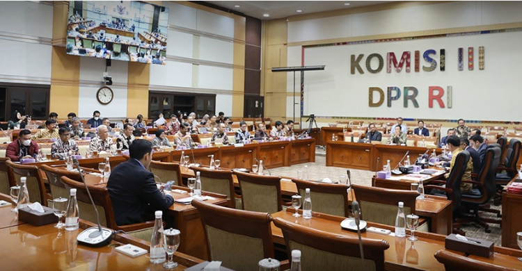 Suasana rapat di Komisi III DPR. Foto : Ist