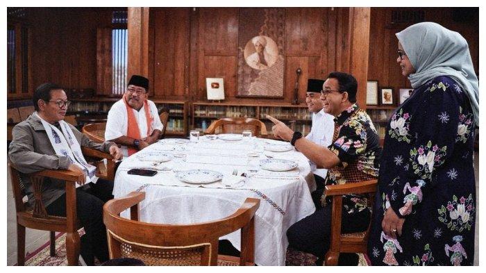 Pramono Anung dan Rano Karno saat bertandang ke rumah Anies Baswedan. Foto : Ist