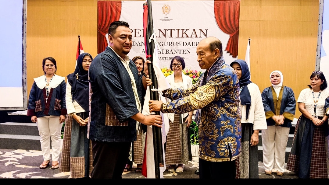 Pelantikan Ketua ASEPHI Provinsi Banten terpilih, Subchi Subekti, Rabu (13/11/2024). (tangselpos.id/lim)