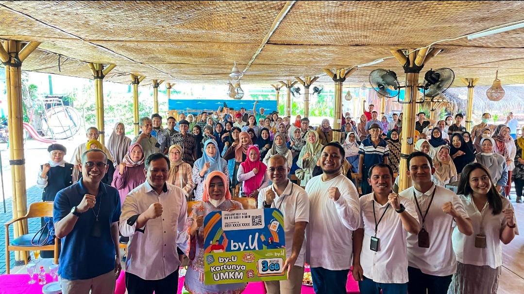 Telkomsel memberikan pelatihan digital marketing di Gerai Lengkong, Serpong, Kota Tangsel, Rabu (20/11/2024). (Ist)