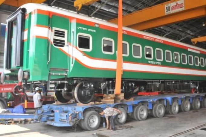 Gerbong kereta produksi PT INKA. Foto : Ist