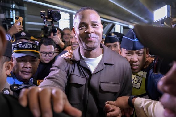 Pelatih baru PSSI Patrick Kluivert tiba di Indonedia. Foto : Ista