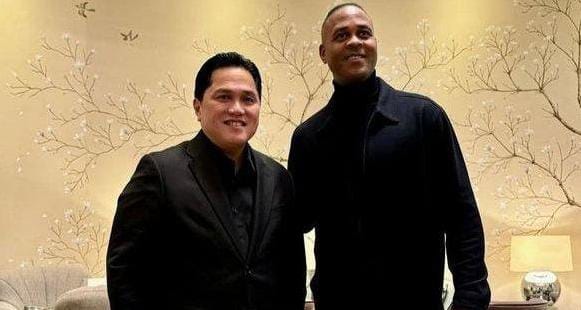 Ketum PSSI Erick Thohir dan Patrick Kluivert. Foto : Ist