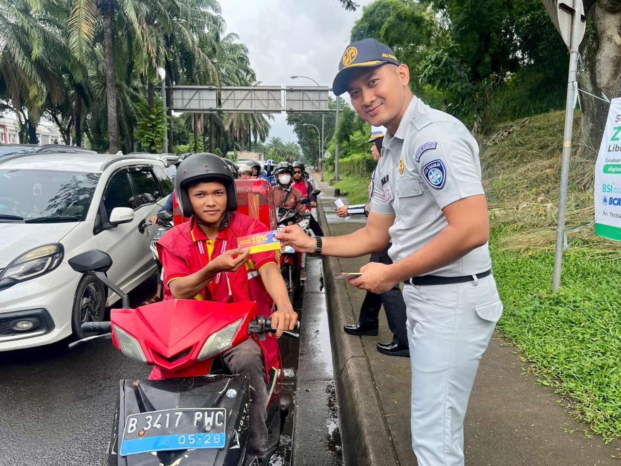 Pihak Jasarahaja ikut serta dalam Operasi Keselamatan Jaya 2025 yang diselenggarakan oleh Polres Tangsel. (dra)