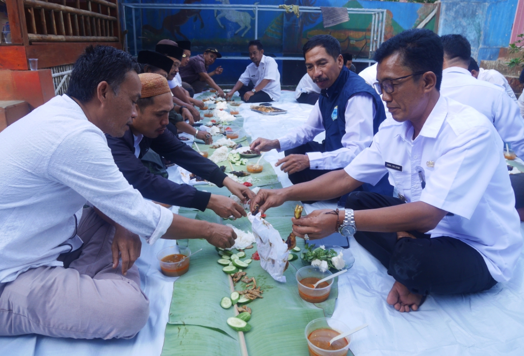 Tasyakuran di Kecamatan Mandalawangi, Rabu (19/2/2025).(Ari Supriadi-Tangsel Pos)