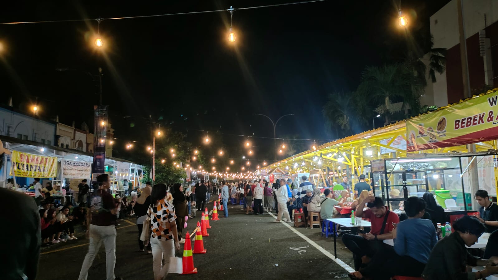 Tangsel Night Market resmi dibuka di kawasan  BSD. (ist)