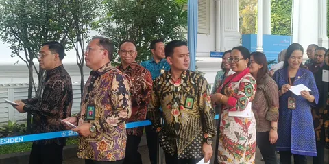 Para Hakim saat menunggu giliran masuk ke Istana Kepresidenan. Foto : Ist