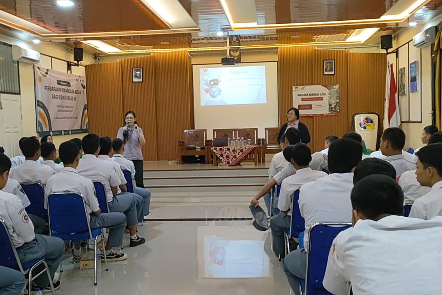 Siswa SMKN 34 Jakarta antusias mengikuti Wahana Workshop for Work.(ist)