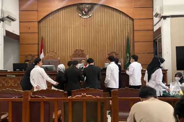 Duasana sidang Praperadilan Hasto Kristiyanto. Foto : Ist