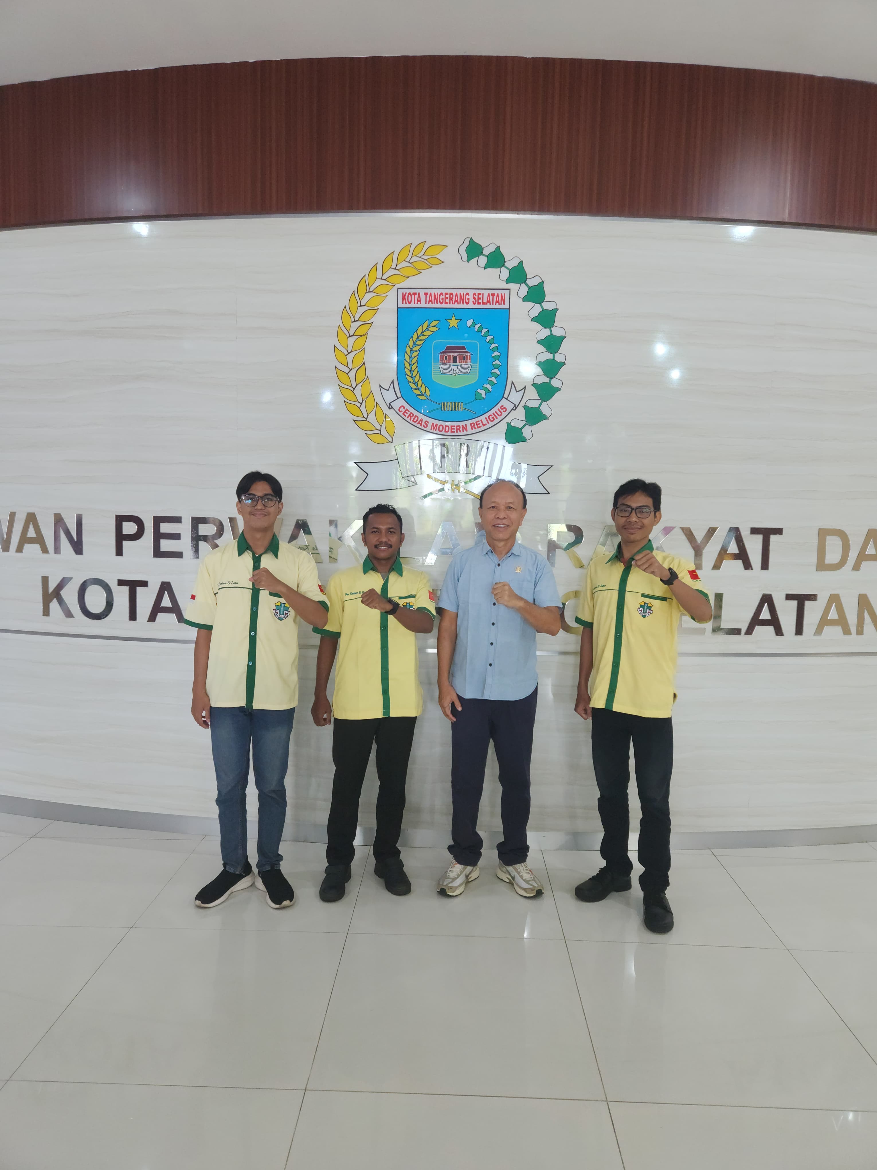 Fraksi PSI Ajak Pemuda Katolik Ikut Membangun Tangsel Pemuda Katolik Kota Tangerang Selatan (Tansel) audiensi ke Fraksi Partai Solidaritas Indonesia (PSI) DPRD Kota Tangsel, Setu, Rabu (23/4).