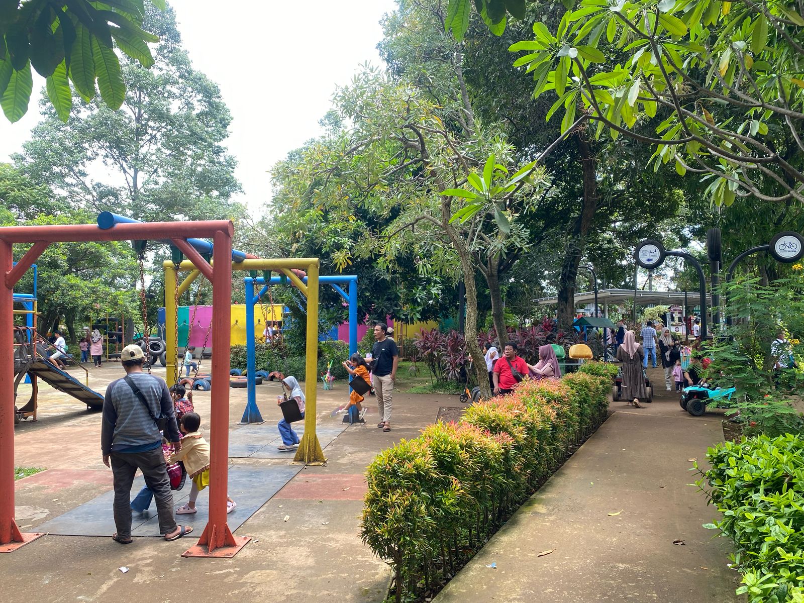 Taman Gajah Tunggal, Tempat Favorit Warga Tangerang yang Selalu Ramai ketika Lebaran Foto : Trisan/TP