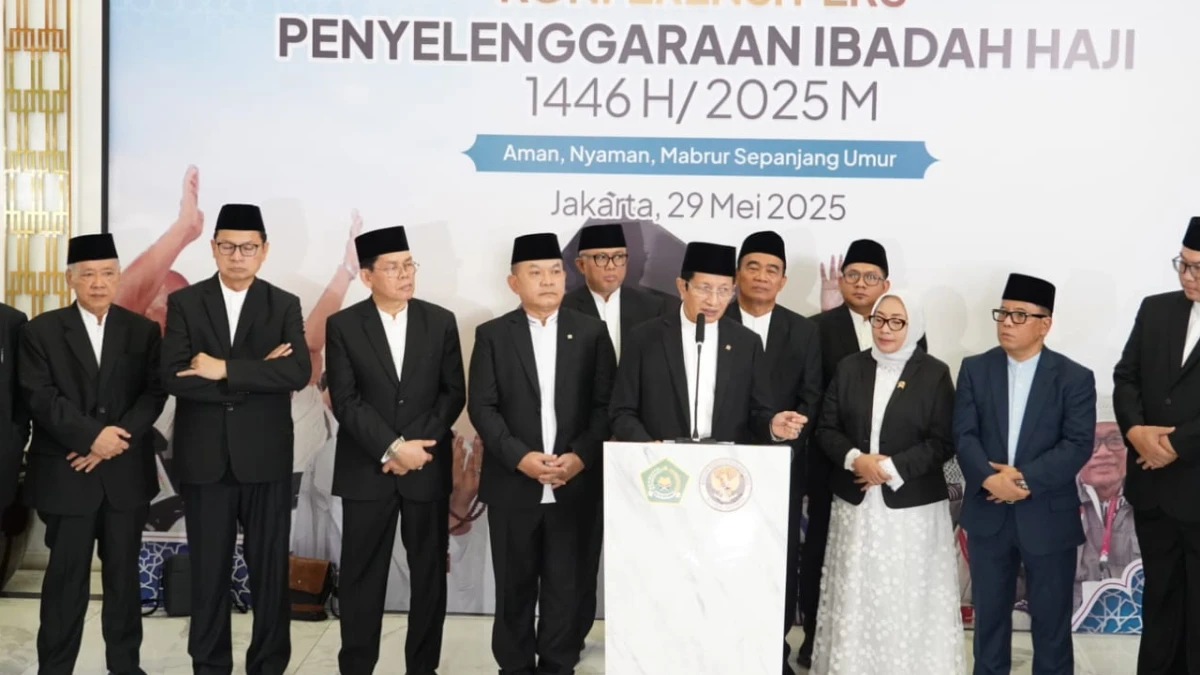Amirul Hajj Bawa Amanah Presiden Muliakan Jemaah Menteri Agama Nasaruddin Umar dan rombongan Amirul Hajj. Foto : Ist