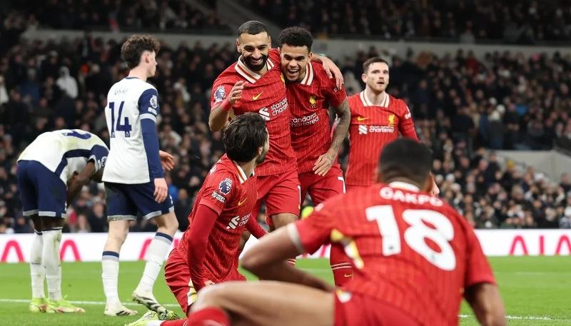 Liverpool Vs Arsenal, Laga Penghormatan Buat The Reds Selebrasi skuad liverpool. Foto : Ist
