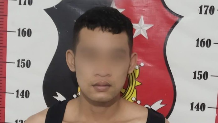 Maling Ceburkan Diri ke Kali usai Kepergok di Jakbar, Ujungnya Ketangkap Juga Foto : Ist