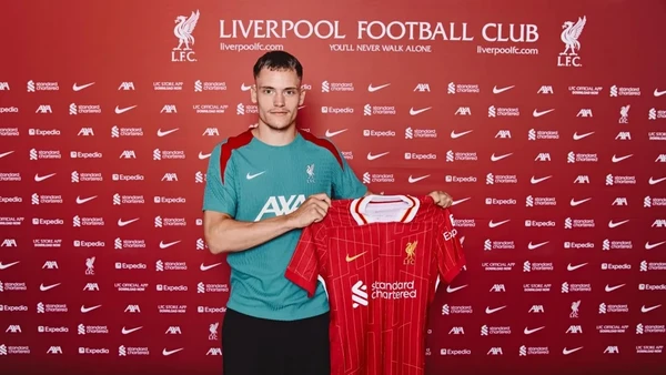 Florian Wirtz Kini Berseragam Liverpool Florian Wirtz resmi berseragam Liverpool. Foto : Ist