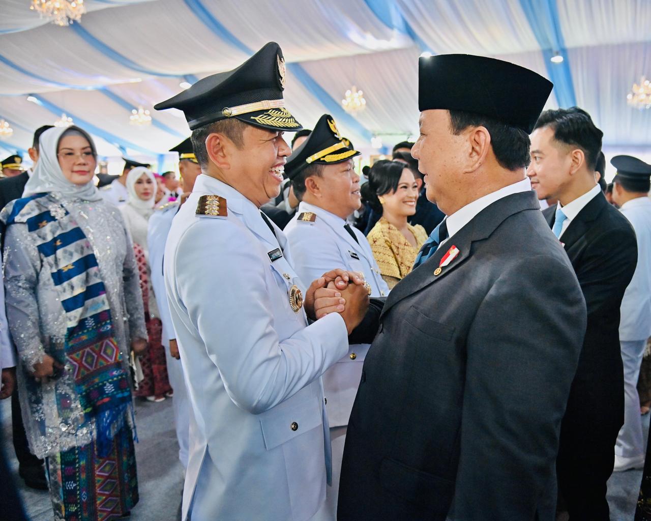 Gubernur Jabar Dedi Mulyadi saat pelantikan bersama Presiden Prabowo. Foto : Ist.