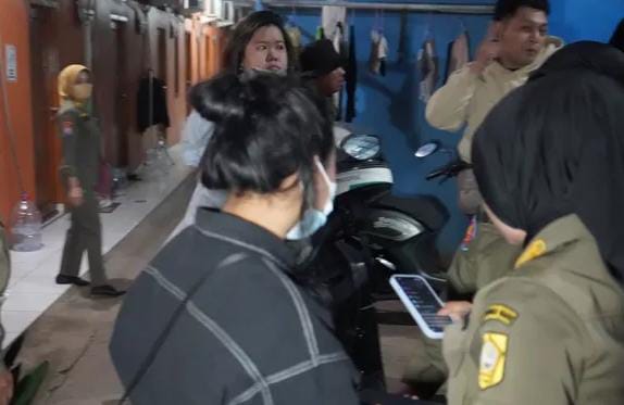 Indekos di Bogor Jadi Tempat Open BO, Digerebek Satpol PP Foto : Ist
