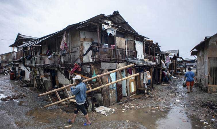 Koh Beda Data Kemiskinan BPS Dan Bank Dunia Ilustrasi warga miskin. Foto : Ist