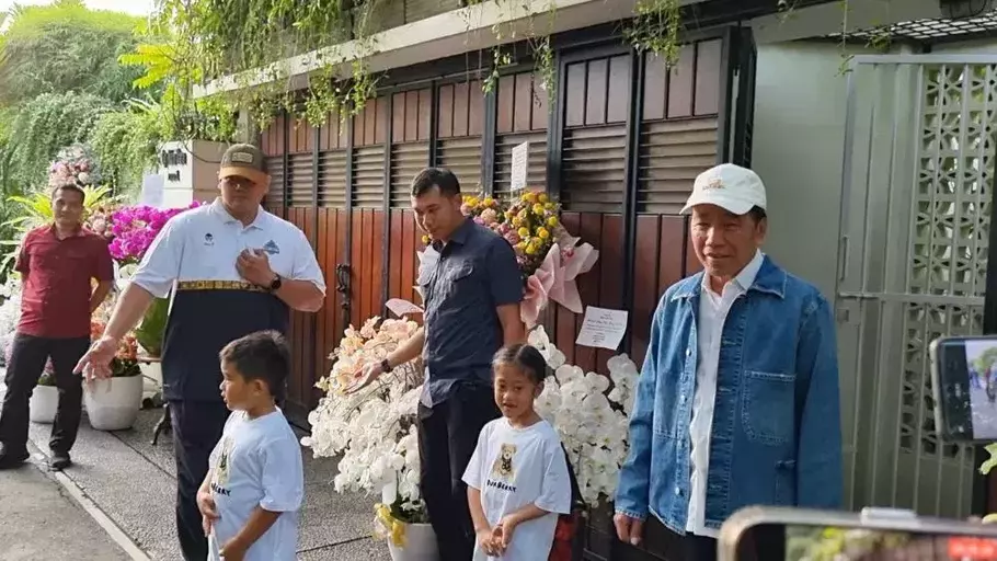 Kondisi Jokowi Baik-baik Saja, Ajak Cucu Liburan Ke Bali Foto : Ist
